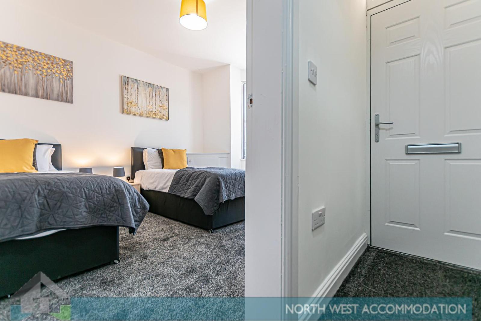 Relocation Or Family Stay 3Br Home In Warrington Extérieur photo